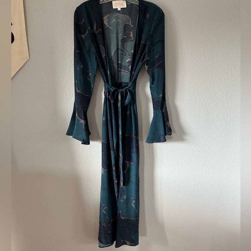 STONE COLD FOX ROBE